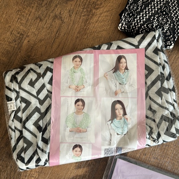 Fishnet lace tights size M/L NWT w/Fishnet coverup + extra wrap & 2 swim tops - Picture 9 of 12